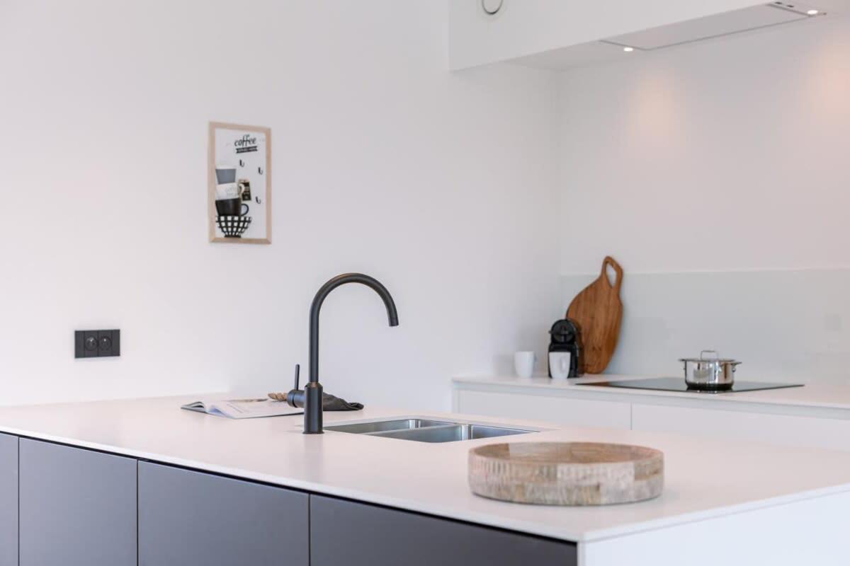 New, Luxurious And Modern Apartment With Private Parking Koksijde Ngoại thất bức ảnh