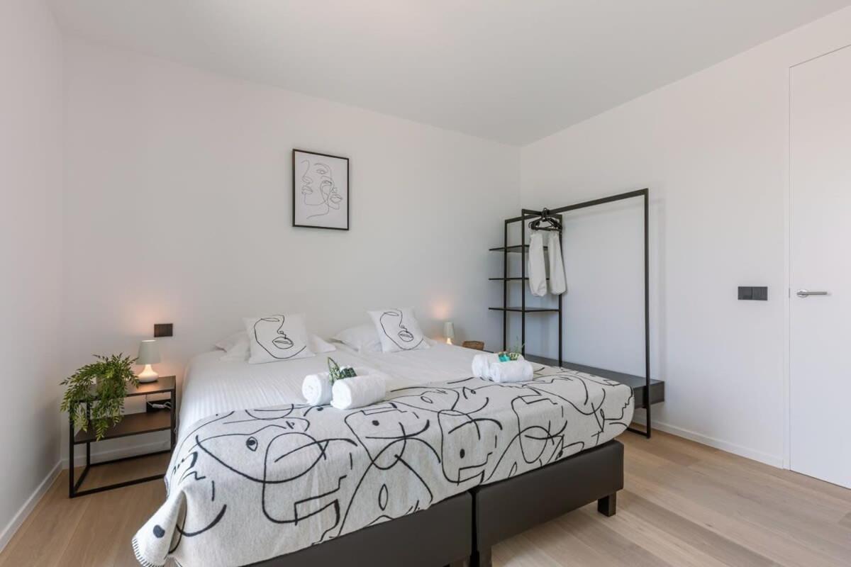 New, Luxurious And Modern Apartment With Private Parking Koksijde Ngoại thất bức ảnh